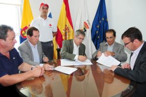 El Ayuntamiento de San Bartolomé de Tirajana firma el convenio con Cruz Roja