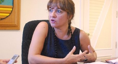 La alcaldesa de Santa Lucía se plantará en Madrid para reclamar a Aviación Civil