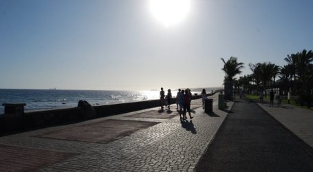 Canarias recibió en septiembre la visita de 784.475 pasajeros extranjeros