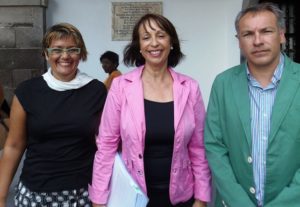 Sole Pérez (Compromiso), Mari Pino Torres (NC) y David Delgado (PSOE)