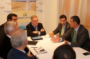 El alcalde González presenta la oferta turística de Mogán 