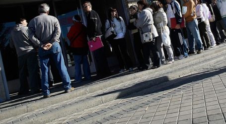 Baja el paro en Canarias durante el mes diciembre en 9.325 demandantes