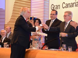 Frantz recibe el título de Hijo Adoptivo de Gran Canaria 