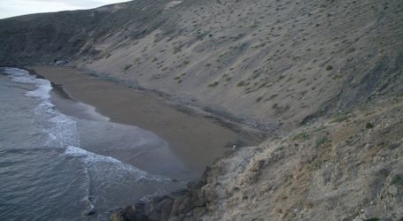 Fallece ahogada una mujer en la Playa Montaña Arena