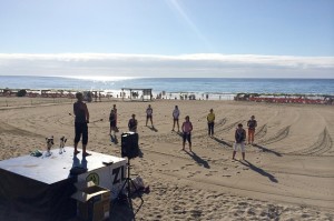 Pilates, en la arena de la playa del Inglés
