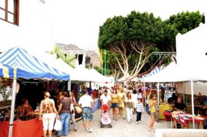 Feria de Artesanía del Encuentro de Veneguera