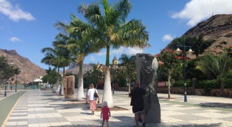 Las esculturas del Bicentenario se exponen en Playa de Mogán