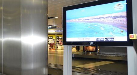 Maspalomas se promociona en los aeropuertos de Tenerife y Gran Canaria
