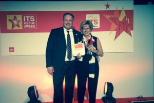 Astrid van Wijk recoge el ITS Red Star Award