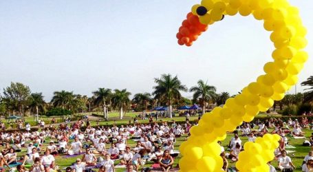 #MaspalomasAlegría reúne a 1000 personas haciendo yoga en Parque Sur