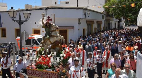 El fervor y la tradición marcan la festividad principal de Santiago en Tunte