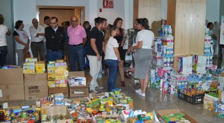 Cáritas del sur y Elomar reciben alimentos recogidos en todas las campañas solidarias