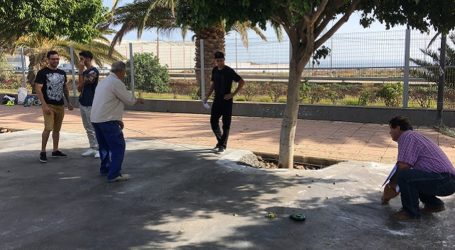 Un grupo de jóvenes santaluceños diseña el nuevo Skateplaza en Doctoral