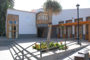 Ayuntamiento de Santa Lucía, Casas Consistoriales