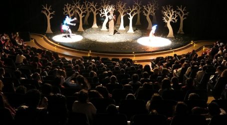 “Bomberita” reúne en el teatro municipal Víctor Jara a más de 1.500 escolares