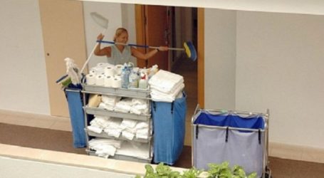 IUC propone medidas para mejorar las condiciones laborales de las camareras de piso