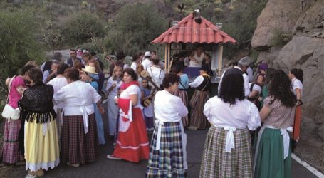 Medianías tirajaneras: “El Sequero” celebra sus fiestas de la Santísima Cruz