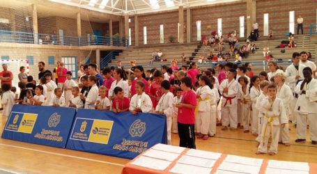 Los karatecas tirajaneros consiguen siete primeros puestos y un segundo en Agüimes