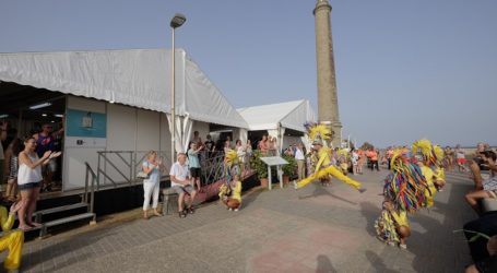 Cerca de 70 artesanos participan en la IX Feria del Faro de Maspalomas