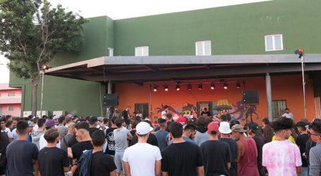 Cerca de 400 jóvenes disfrutan del “Mix a bit” en el parque El Taro de Doctoral