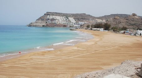 La Fiscalía se querella contra el exjefe de Costas por la playa de Tauro