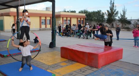 La chiquillería de El Matorral aprende a ser artistas de circo