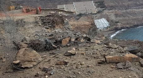 Un nuevo desprendimiento afecta la obra reparación de la carretera de Taurito a Mogán