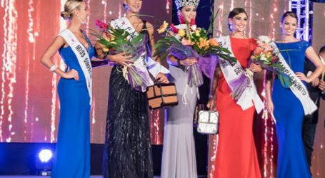 Daira Santana consigue el título de Miss Universo Las Palmas 2017 en Mogán