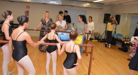 El Ballet de San Petersburgo imparte una clase magistral en Maspalomas