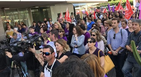 El Cabildo de Gran Canaria apoya la huelga feminista con una multitudinaria concentración