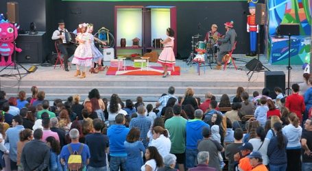 Santa Lucía celebra el Día del Libro con teatro, música y actividades culturales