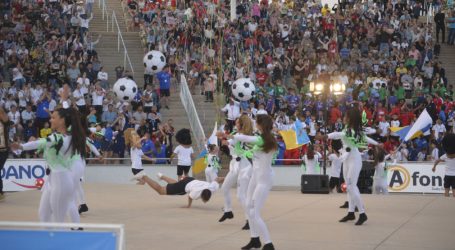 El mejor fútbol base canario celebra la obertura de la Copa Rodagon-Danone Nations Cup