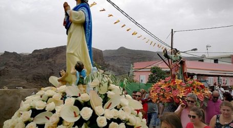 La procesión de Barranquillo Andrés y Soria cierran las fiestas del interior de Mogán