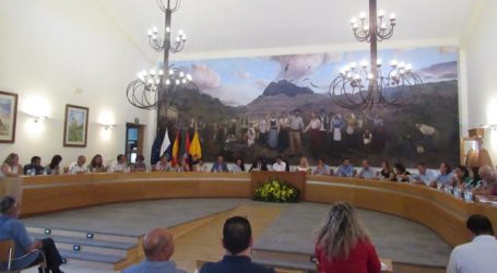 El alcalde de Santa Lucía cesa a la concejala Beatriz Mejías por “pérdida de confianza tras su deslealtad y sus declaraciones difamatorias”