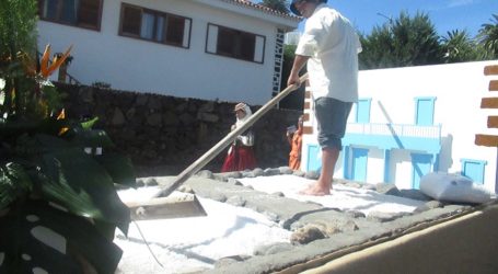 Santa Lucía dona 500 kilos de alimentos en la Ofrenda Romería del Pino