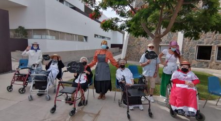 La Concejalía de Mayores de San Bartolomé de Tirajana celebra el Día de Canarias con los usuarios