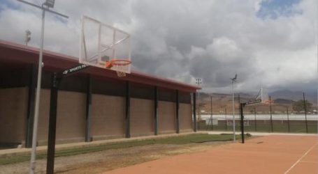 La Concejalía de Deportes abre a los vecinos la cancha polideportiva de Juan Grande