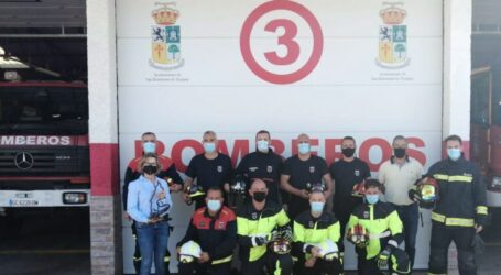 San Bartolomé de Tirajana entrega la nueva equipación de seguridad a sus Bomberos