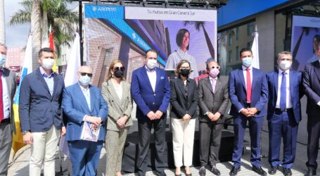 La alcaldesa Conchi Narváez inaugura las nuevas dependencias de la aseguradora Asepeyo en Playa del Inglés