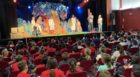 Más de un millar de estudiantes de centros educativos de San Bartolomé de Tirajana participan en el Proyecto Teatral `De Fábula´
