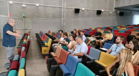 Más de 40 personas participan en el taller de oratoria que imparte Ángel Lafuente en la Universidad de Verano de Maspalomas