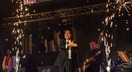 José Vélez se emociona en su regreso al Tablero en un concierto con más de 7.000 personas