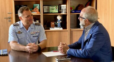 El alcalde de Ingenio recibe al Coronel Jefe de la Base Aérea de Gando