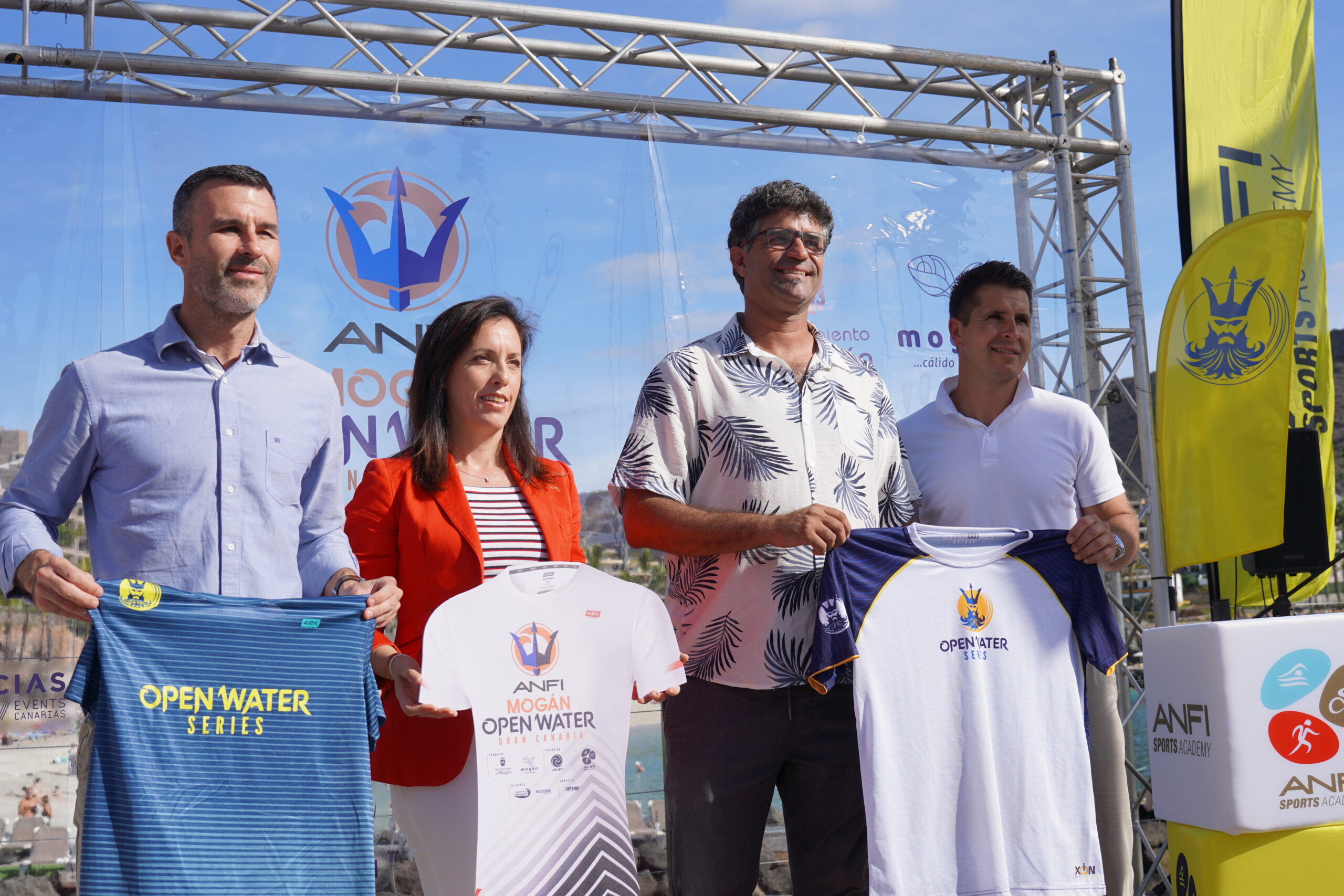 Anfi Mogán Open Water Gran Canaria abre temporada de travesías con 270 participantes