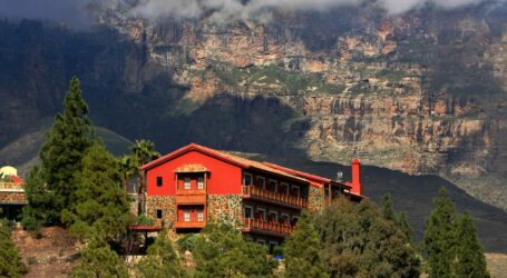 Nueva Canarias insta al gobierno municipal a recuperar la concesión y reabrir el Hotel Las Tirajanas
