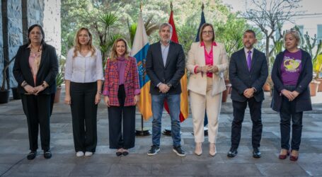 Canarias reivindica la visibilidad de las mujeres en todos los espacios