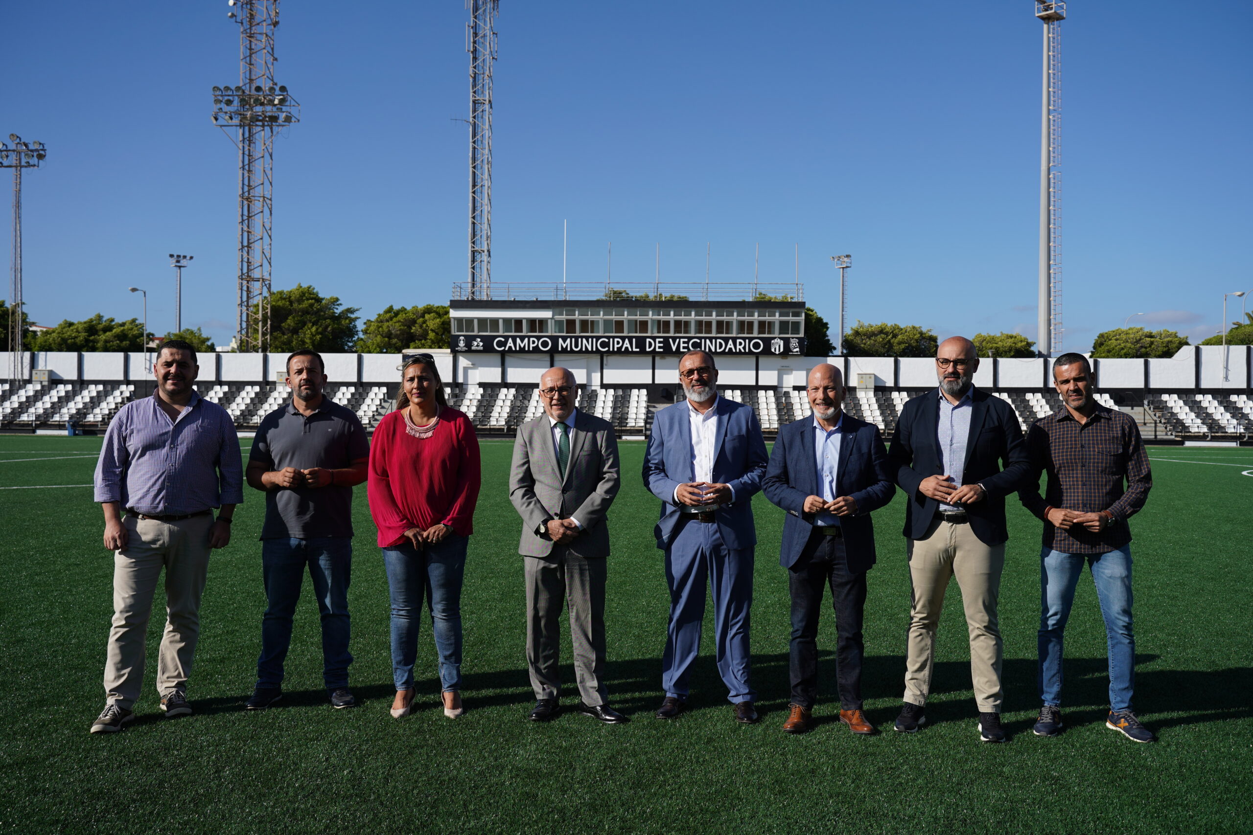 El campo de fútbol de Vecindario reformado con 1,16 millones de euros