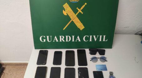 La Guardia Civil detiene a dos personas e investiga a otras 3, por 21 delitos de hurto en Gran Canaria