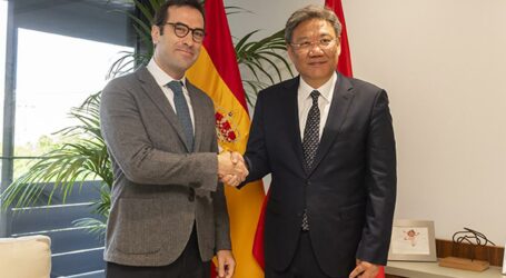 España refuerza las relaciones comerciales con China e impulsa la presencia de empresas españolas en el país asiático