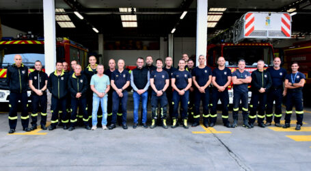 Marco Aurelio reconoce a los bomberos de Maspalomas su ayuda solidaria en Valencia